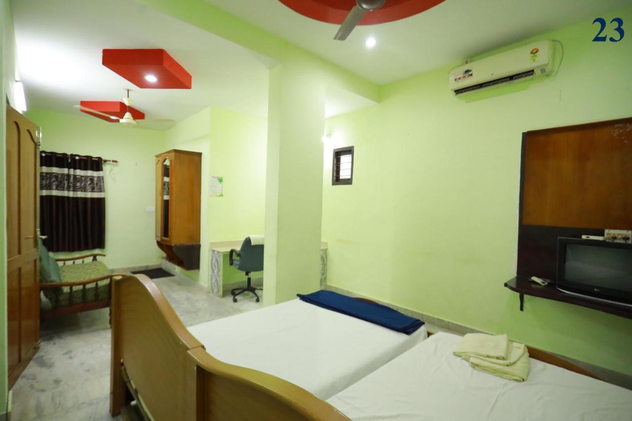 Arackal Tourist Home Tripunithura Esterno foto