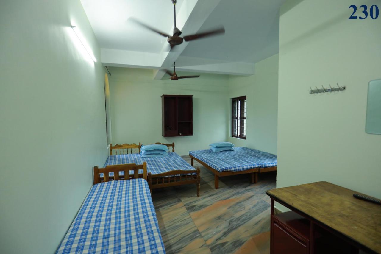 Arackal Tourist Home Tripunithura Esterno foto