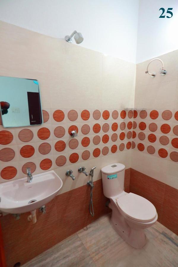 Arackal Tourist Home Tripunithura Esterno foto