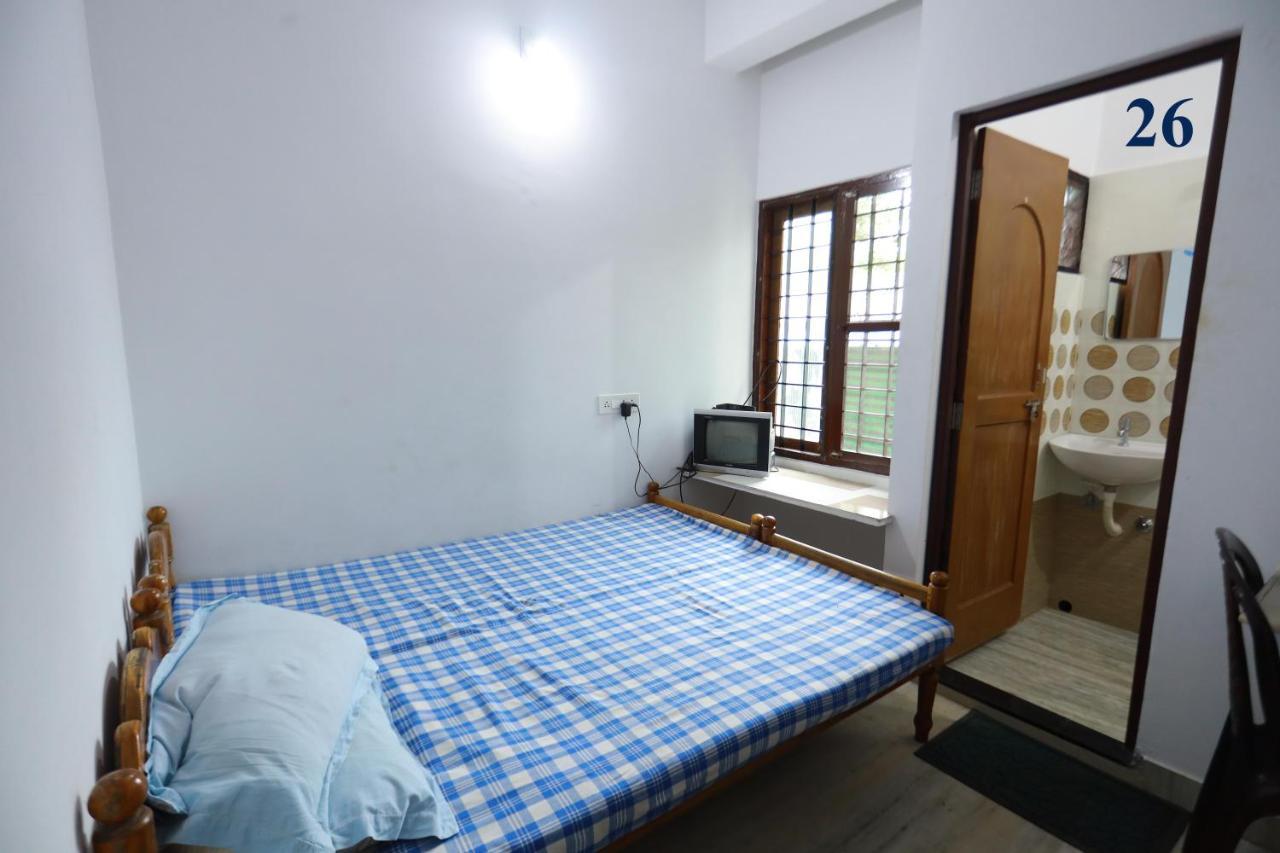 Arackal Tourist Home Tripunithura Esterno foto