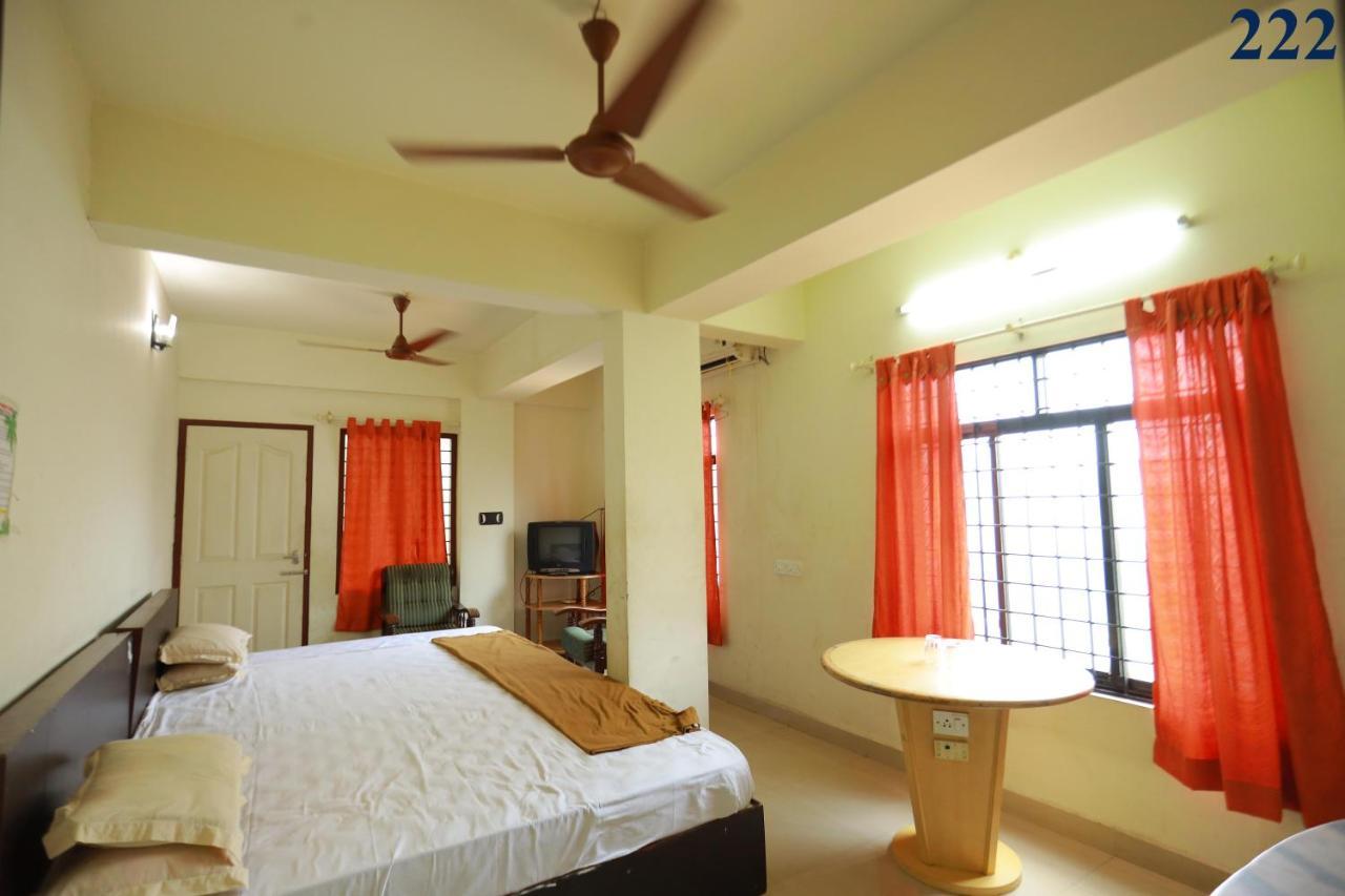 Arackal Tourist Home Tripunithura Esterno foto