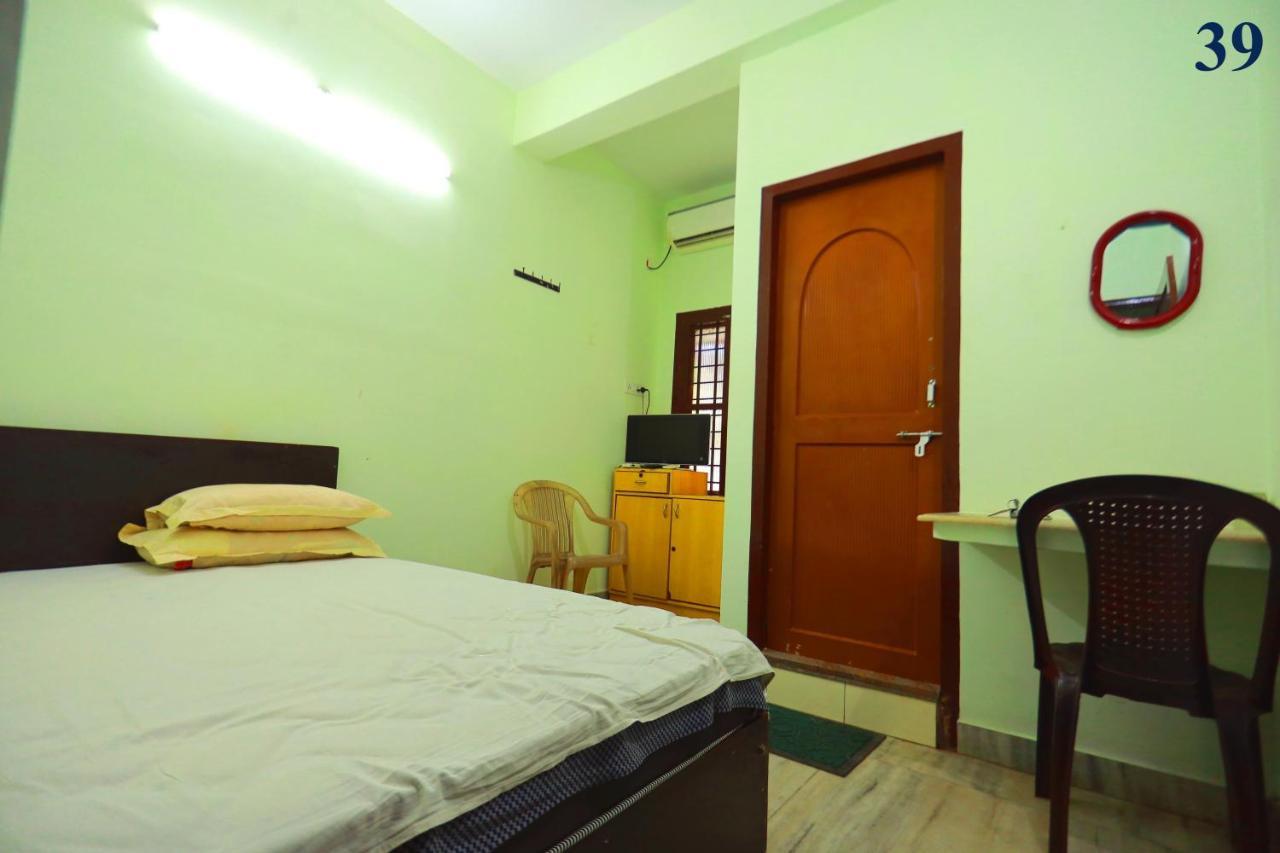 Arackal Tourist Home Tripunithura Esterno foto
